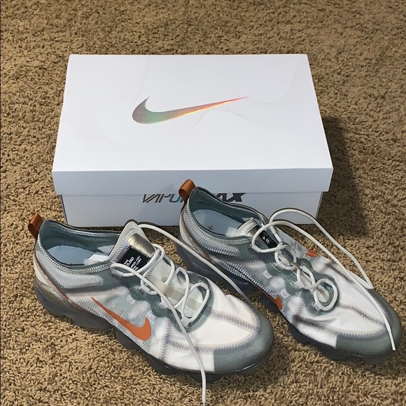 AIR VAPORMAX 2019 SIZE:11 ACCEPTS COUNTER OFFERS main image 5